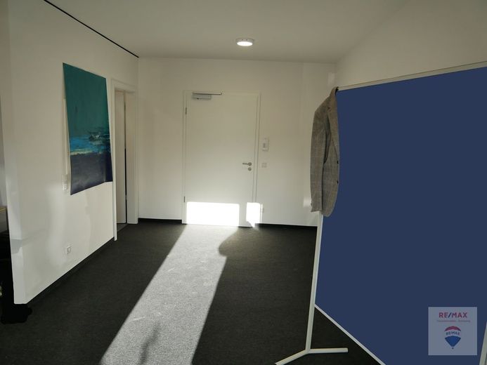 Arbeiten in einem attraktiven Wohn- &amp;  Gewerbepark am Ammersee – BRO2~1