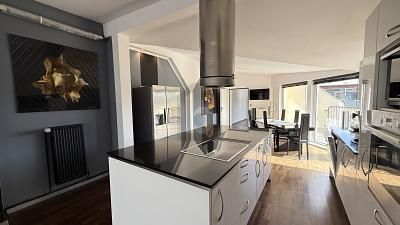 مسكن سكني من الدرجة الأولى مع شرفة، متاح للسكن فورًا – 1784141507_49b4c9.jpg