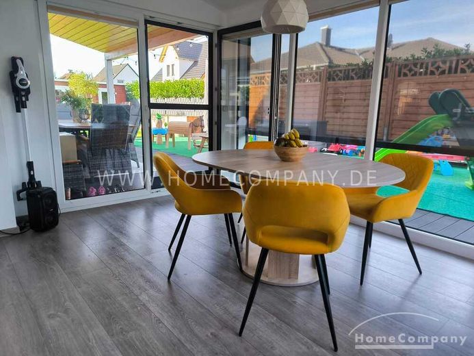 Zeer mooi, comfortabel huis met tuin, ca. 800 m² perceel en dubbele carport – 12cae33b297d38b2545e204733d345bdec92d4b4.jpg