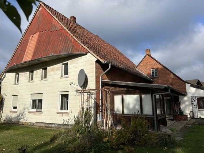 विशेष चरित्र और विशाल भूखंड वाली संपत्ति, Bückeburg-Evesen में – फोटो 1