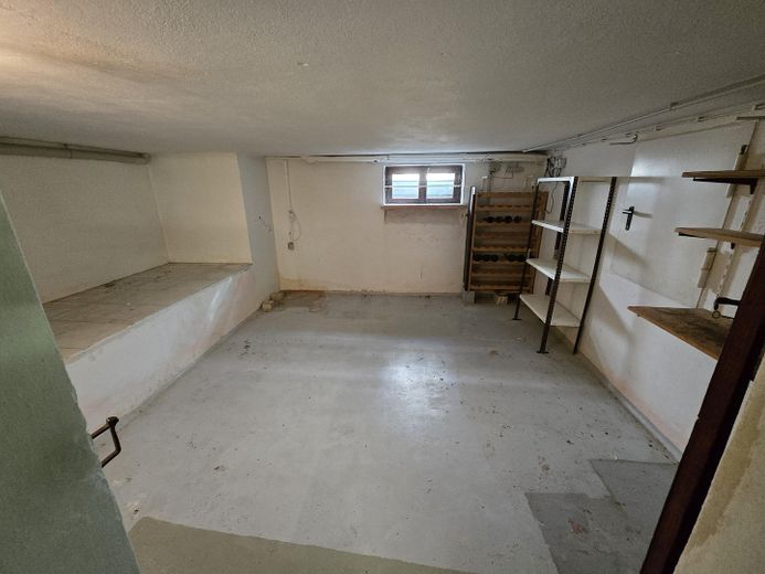 Großzügiges Einfamilienhaus mit viel Potenzial - provisionsfrei – Kellerraum 2