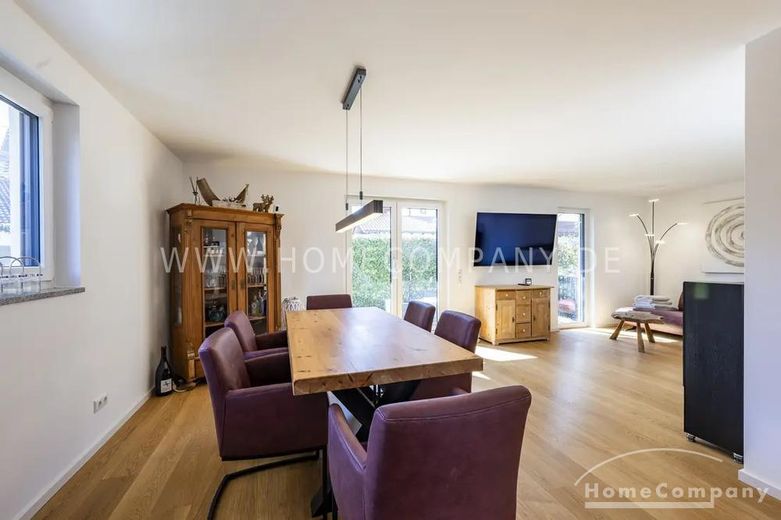 Moderne 3-Zimmer-Duplexwohnung mit Terrasse und Garten – 1a4c47dc3922fcb3a90fc852e036829c5eaa73f0.jpg