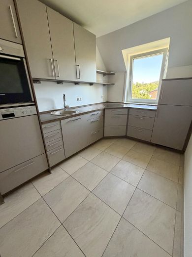 Wohnen mit Blick auf Burg Frankenstein -Erstbezug nach Renovierung- 2-Zimmer mit EBK & TG-Stellplatz – Küche