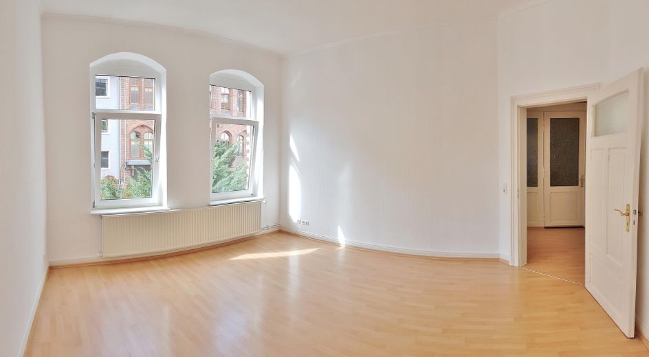 Centrumsnahe Anliegerstrasse, mit eigenem Garten – Zimmer II