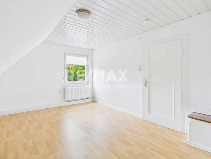 Resthof mit 3.642 m² Grundstück in Springe OT Alversrode – Zimmer OG