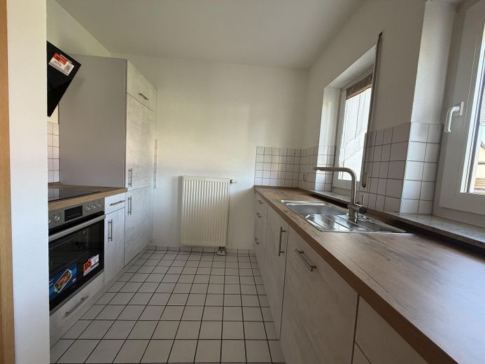 Eisenach ile Bad Salzungen arasında üst katta şık 3 odalı daire – Küche