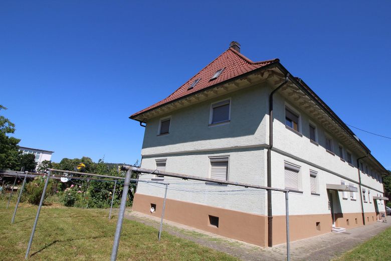 Modernisierte 3+1 Zimmer Wohnung mit Gartenanteil und Garage in Ebersbach an der Fils – Foto 2