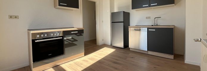 Erstbezug nach Sanierung - Großzügige 3-Raumwohnung in Zwickau-Nord im DG – Bsp. Küche