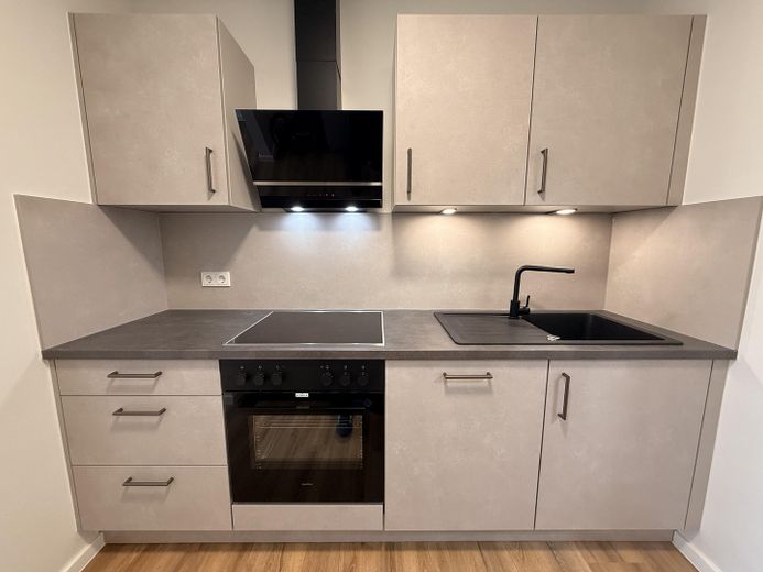 Erstbezug nach Renovierung – Moderne 3-Zimmer-Wohnung mit Balkon und traumhaftem Ausblick Saarlouis – Foto 8