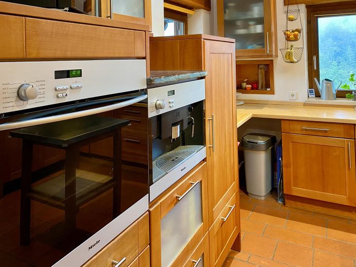 Maison individuelle avec appartement indépendant et vue dégagée *sans commission* – Küche