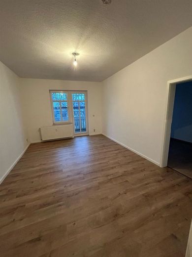 Vollvermietetes Mehrfamilienhaus mit Balkonen und Stellplätzen in guter Lage! – PHOTO-2024-02-07-16-44-32