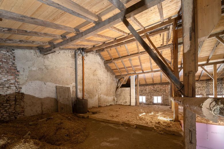 Attraktives Ausbauobjekt: Stadl mit genehmigter Wohnraumschaffung – FINESTEP Immobilien