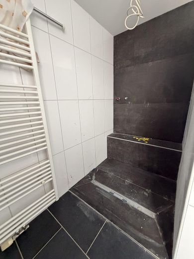 Vollständig renovierte Barrierefreie Wohnung – Foto 15