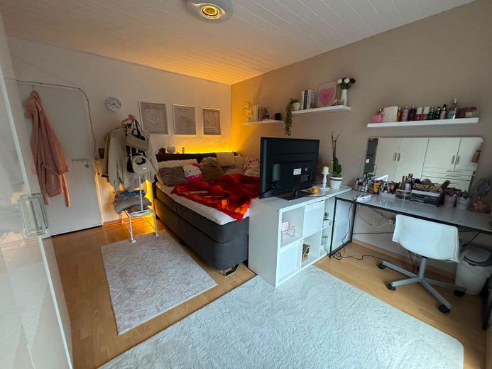 Gepflegtes Reihenmittelhaus mit Wintergarten, Sauna und schönem Garten in ruhiger Wohnlage – Kinderzimmer 2