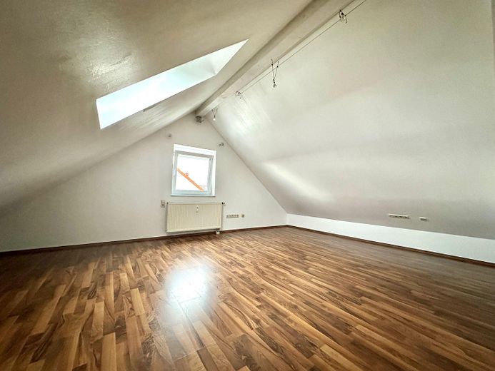 Dachzimmer Ansicht 1 (DG)