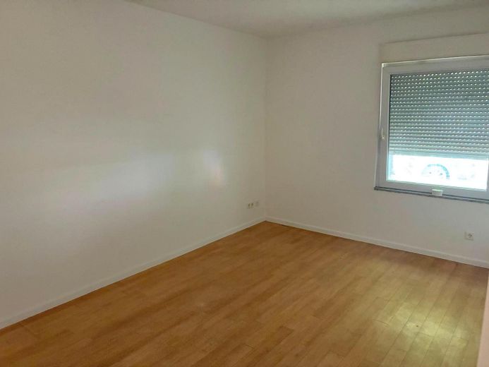 Hilden'de aydınlık 3 odalı daire, mutfak, antre, banyo – Fotoğraf 3