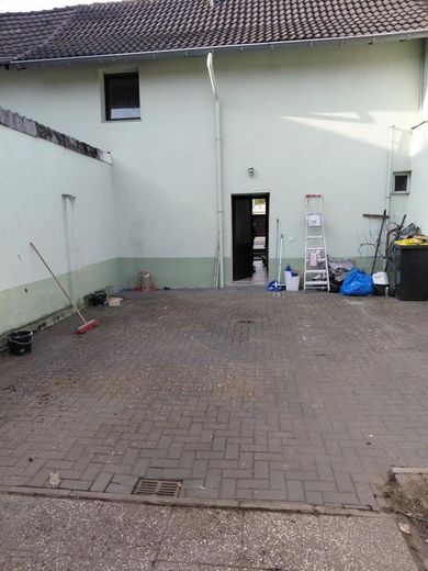 Dom jednorodzinny w centrum Giesenkirchen z tarasem i dużym ogrodem – Terrase