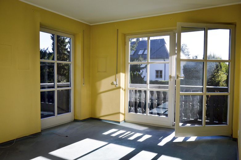 Exceptional semi-detached house with potential and a dream garden – prime location on Portenlängerstraße in Grünwald – Schlafzimmer OG