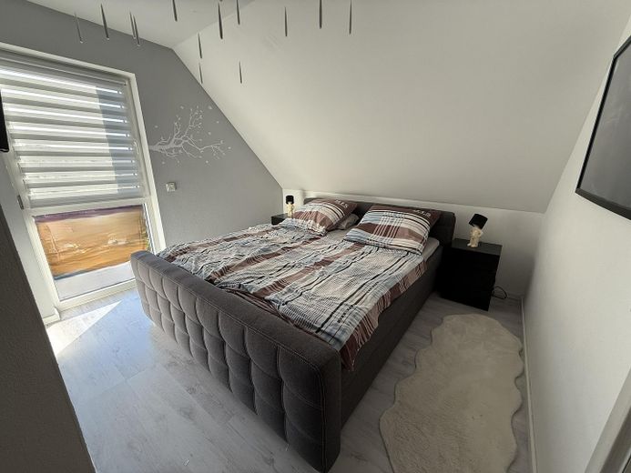 Familienfreundliches Einfamilienhaus zu verkaufen – Schlafzimmer OG