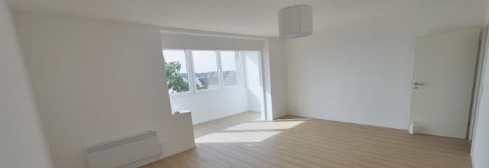 Відремонтована 3-кімнатна квартира з ліфтом, 86 м² – Падерборн-Ельзен, без комісії