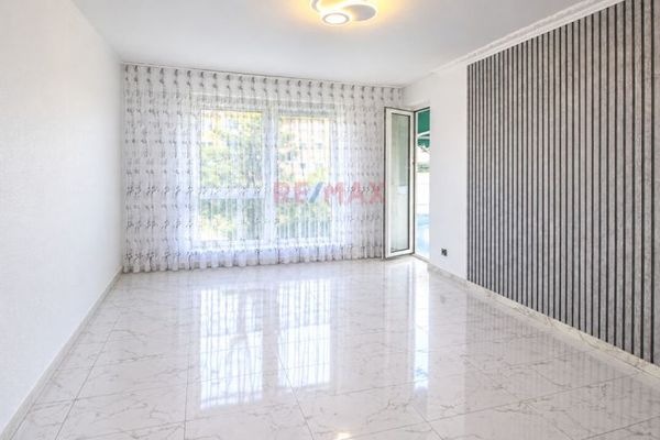 Gepflegte, bezugsfreie Eigentumswohnung mit Balkon und Stellplatz