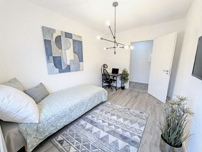 Renovierte Terassen-Wohnung in begehrter Lage Zehlendorf - sofort bezugsfrei, ohne Provision – Kinderzimmer