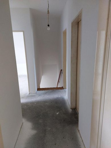 Flur OG zur Treppe