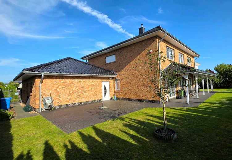 Heutiger Erstellungswert 1,4 Mio. €: 1,1 Mio. € Baukosten + 187k € Grundstück/NK. – Photo 11