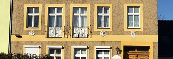 Immeuble résidentiel multifamilial+ bâtiment arrière en emplacement privilégié