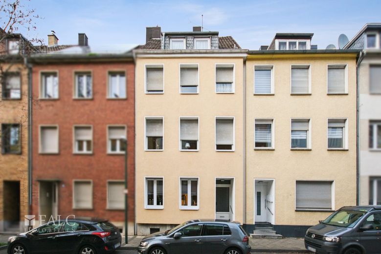 Gute Investition in guter Lage ! – Frontansicht