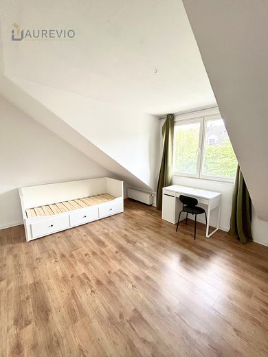Zimmer (Mitte)