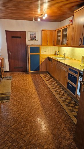 Mayen merkezinde hemen oturulabilir, alan açısından harika müstakil ev – komisyonsuz! – Foto 15
