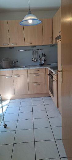 Möbliertes 1-Zimmer Apartment mit Tiefgarage ab sofort an Nichtraucher Single ohne Haustier – Küche