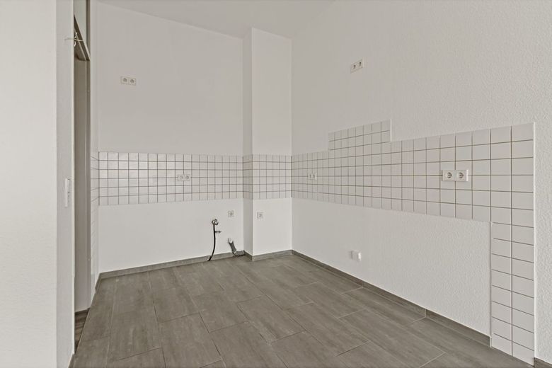Wohnen in der Altstadt
Großartige 3-Raumwohnung mit Balkon! – offene Küche