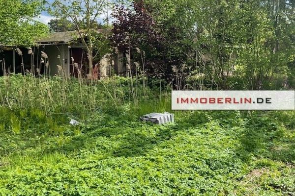 IMMOBERLIN.DE - Wunderbares teilbares Baugrundstück in naturschöner Lage