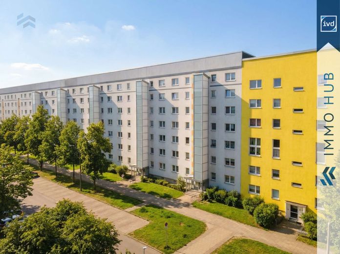 ++ 1.730 EUR/m² – Appartamento di 3 locali molto ben tenuto e affittato con balcone a ovest e ascensore ++ – 4852119-bXuovi4BhYjHZgMcVnhVh2fW-Drohnenaufnahme.jpg