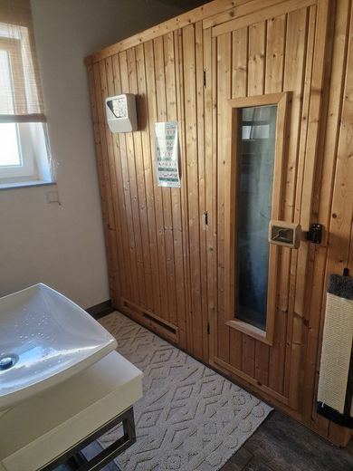 Wunderschöne Stadtvilla mit Einliegerwohnung z.B. direkt mit Mieteinnahmen starten! – Foto 16