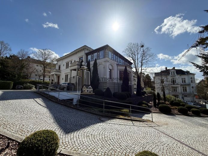 ATIK: Historische Villa Sanssouci - Stilvolle Büroetagen mit Prestige - provisionsfrei – Außenansicht