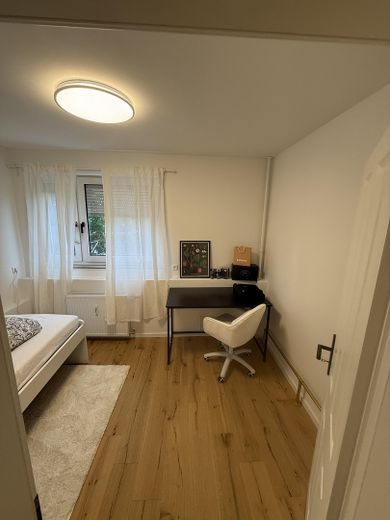 Kinderzimmer / Büro