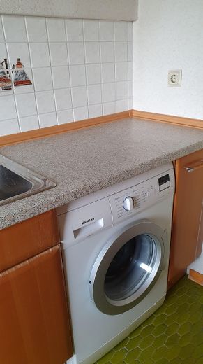 Schöne Wohnung in Dudweiler (Süd) Nähe Uni – Neuwertige Waschmaschine