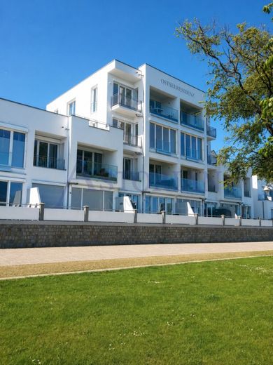 Logenplatz über der Ostsee - Meeresdomizil mit 82 m² Dachterrasse &amp; Sauna – Hausansicht