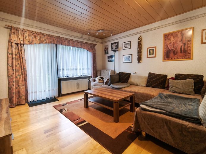 6-Zimmer-Einfamilienhaus in Ruderting mit Pool & Blick ins Grüne – Foto 18