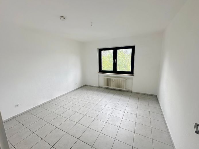 Renovierte Wohnung mit Stellplatz, Bakon und Garten in ruhiger Lage – Foto 4