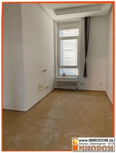 Vermietetes, barrierefreies Ladengeschäft mit 4 PKW-TG-SP zu verkaufen! – seperater Raum 2