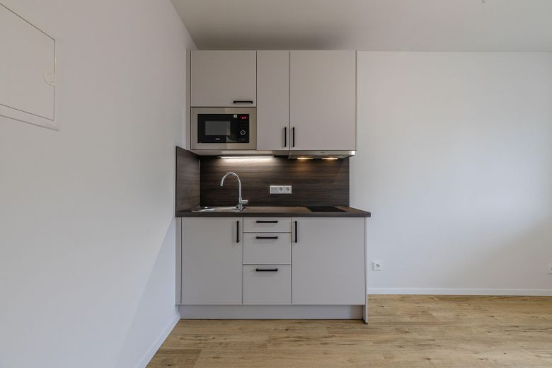 Erstbezug nach Kernsanierung - Kleine 1-Zimmer Wohnung mit schönem Balkon in München-Giesing – Küche