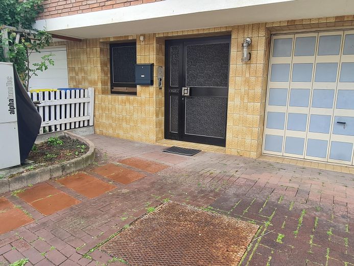 Vermietete Investitions Doppelhaushälfte – Foto 1