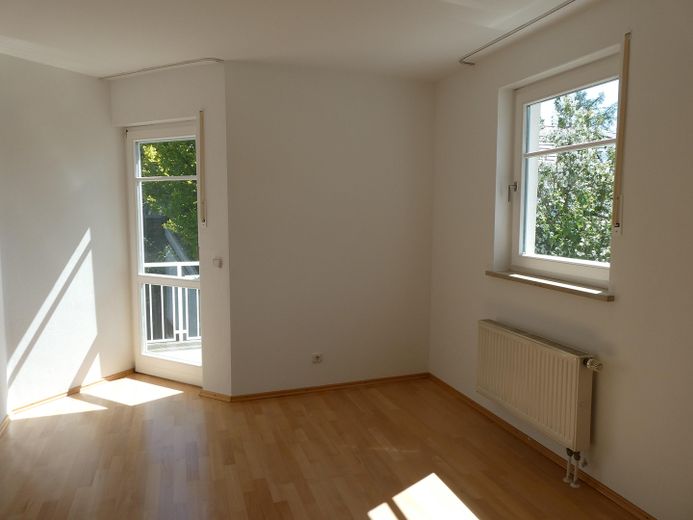 Hochwertige DHH in ruhiger Toplage München-Obermenzing – Zimmer 2 OG