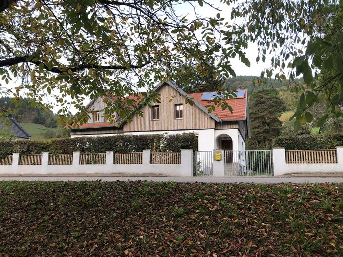 Hausansicht Straßenseite