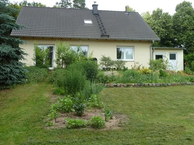 Süd Ansicht vom Garten