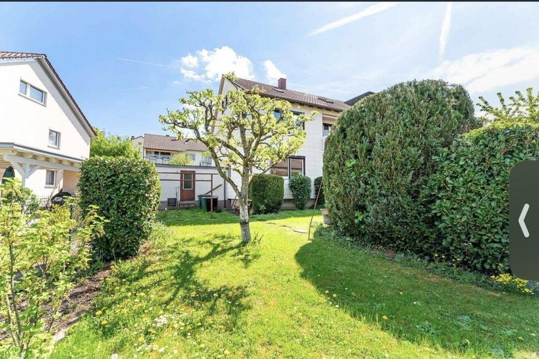 Modernized 2-room top-floor apartment in Böblingen – Foto 5
